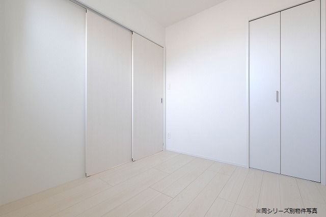 こちら寝室にいかがでしょうか