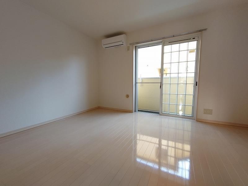広々としたお部屋です。