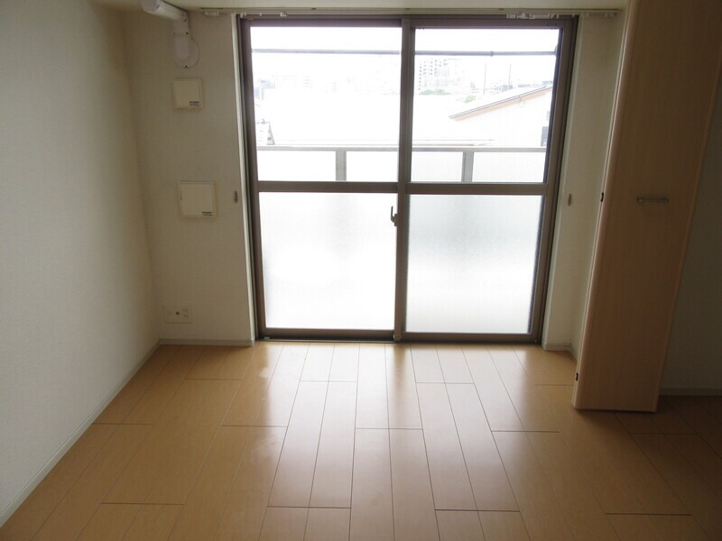 こちら寝室にいかがでしょうか