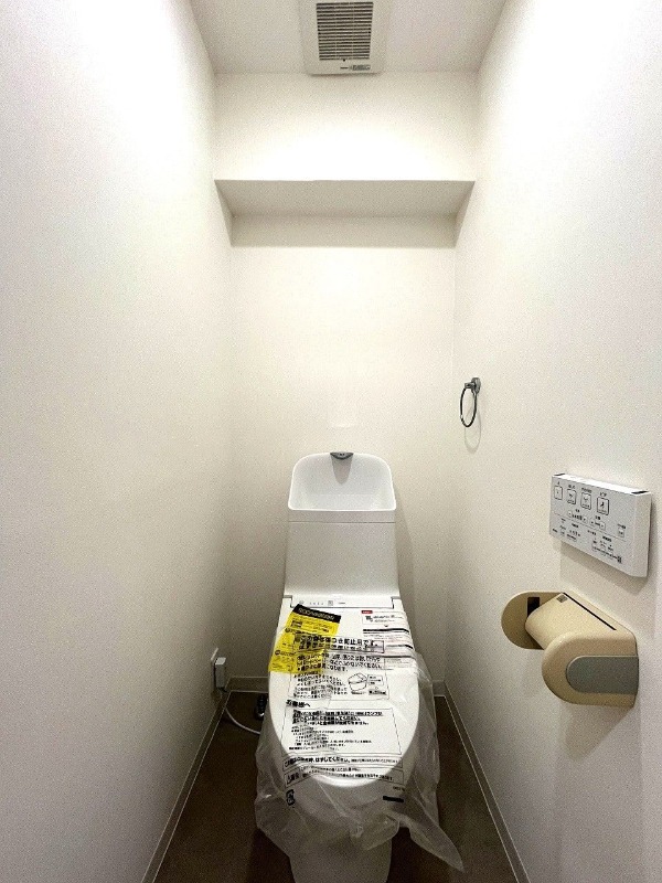 清潔感のあるトイレですね。