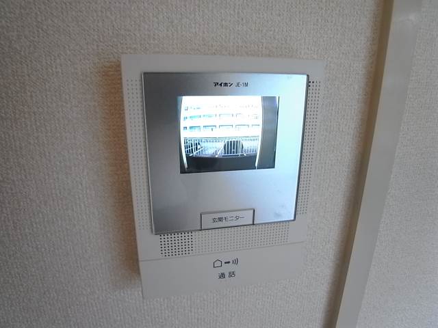 外の様子が見えて安心です。