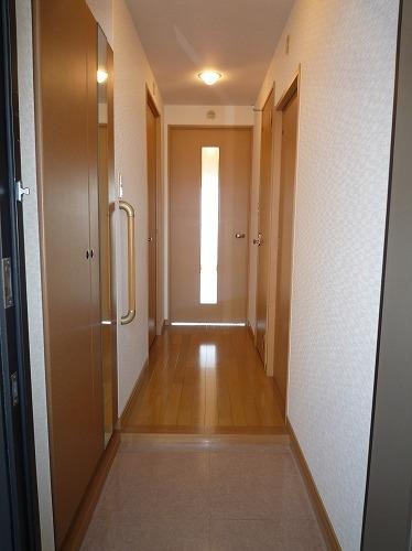 帰宅欲高まる落ち着く玄関です