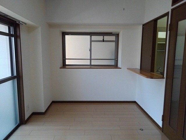 角部屋で光が沢山差し込みます