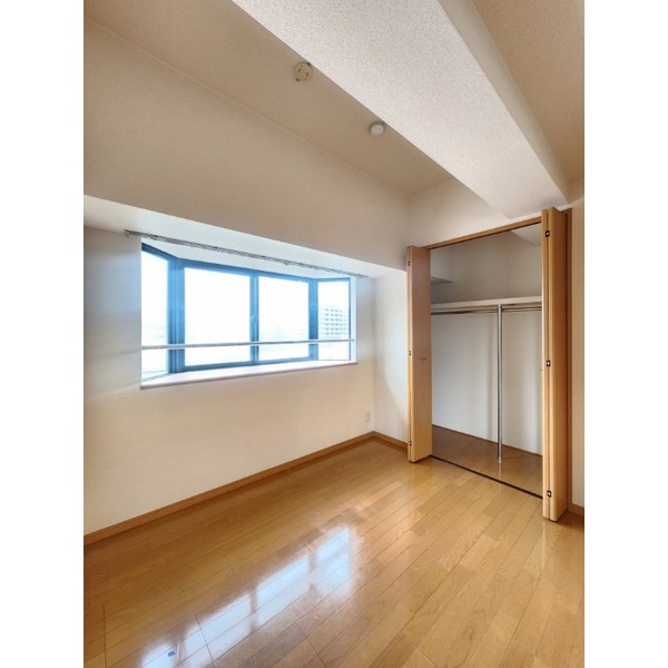 寝室にピッタリの洋室です