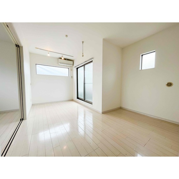 陽当り良好のお部屋ですね