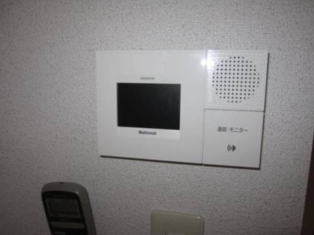 モニター付きインターホンで安心です