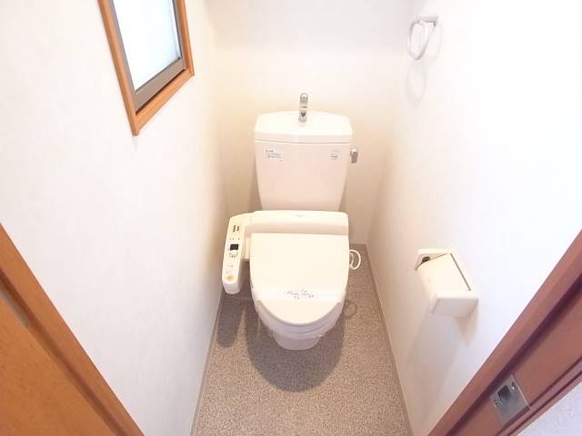 ウォシュレット完備
