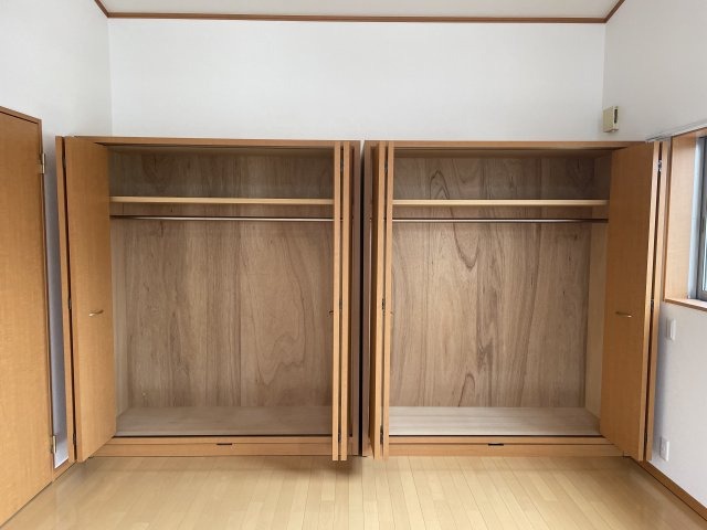 お洋服がおおい方でも楽々収納できます