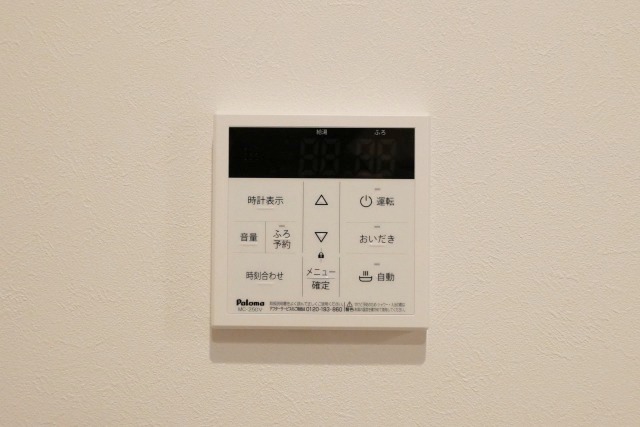 梅雨の時期でも味方の浴室乾燥機