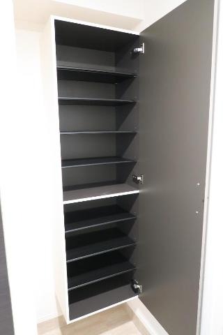 シューズボックスも完備。