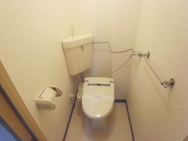 もちろんウォシュレット完備です