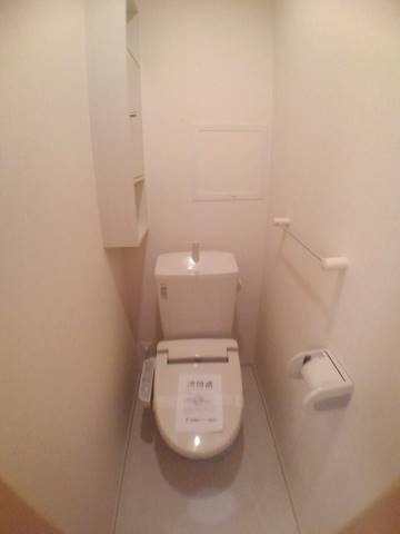 ウォシュレット完備。
