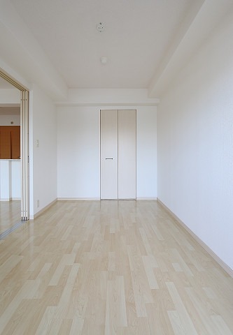 寝室にピッタリの洋室です