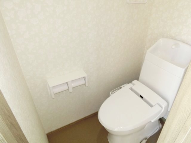 温水洗浄便座付きです