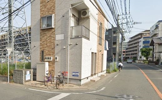 ゴミ捨ても敷地内のあるので楽ですね