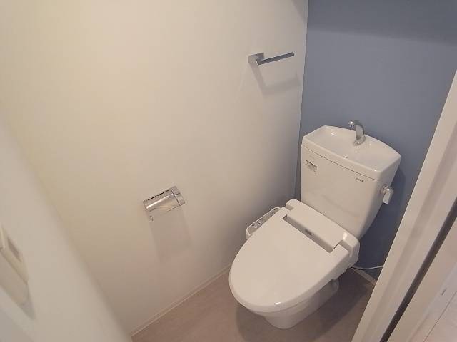 ウォシュレット完備です