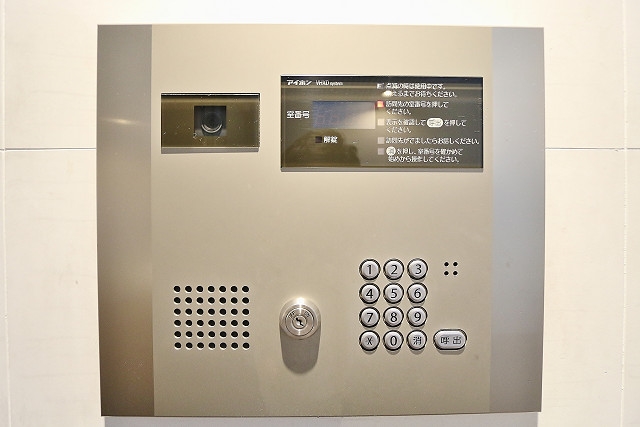 安心のオートロック完備