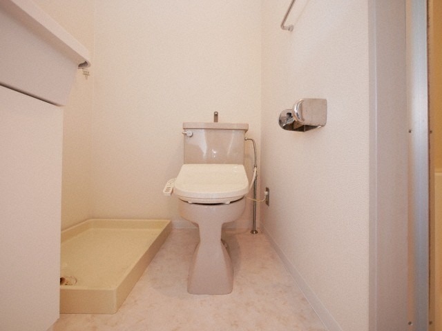 清潔感のあるトイレですね。