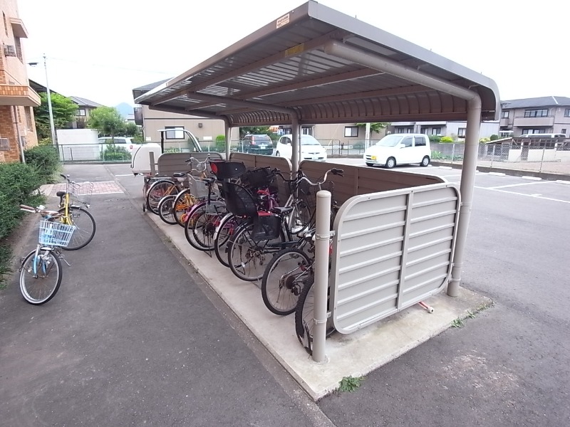 屋根付きの駐輪場です