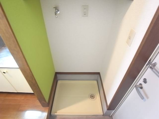 室内洗濯機置場です。