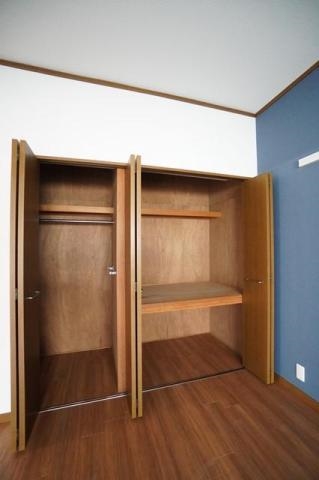 大きな収納がお部屋それぞれにあります