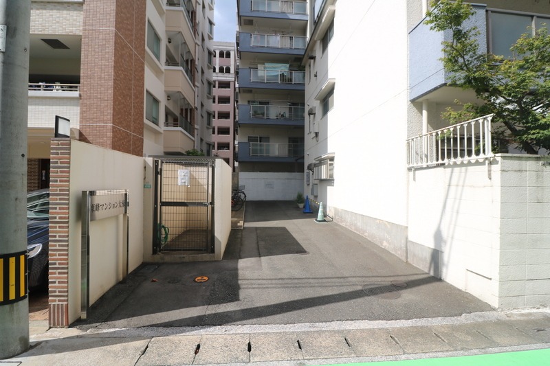 ごみ置き場はきれいに整備されています。
