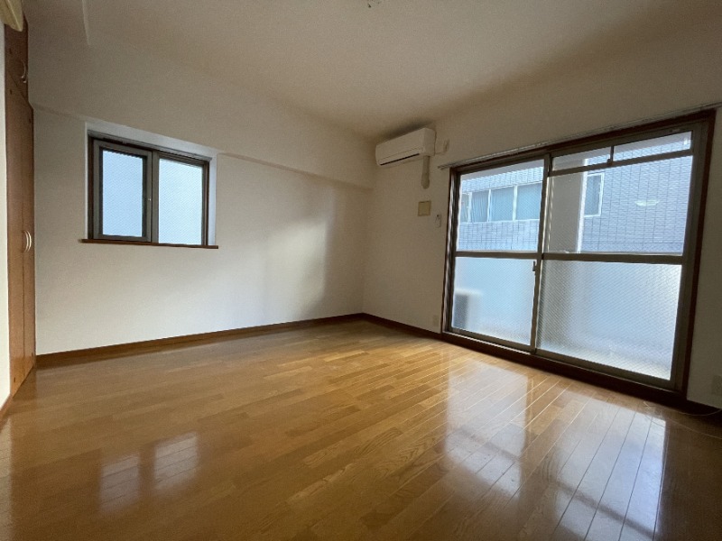 2面採光で明るいお部屋です