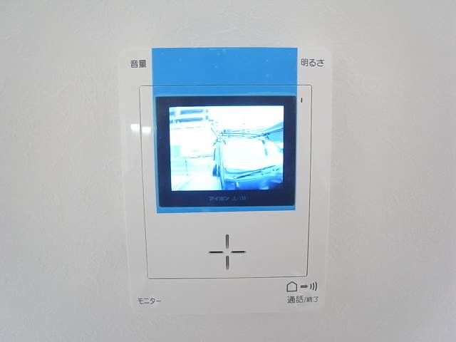 モニタ付きインターホンです。