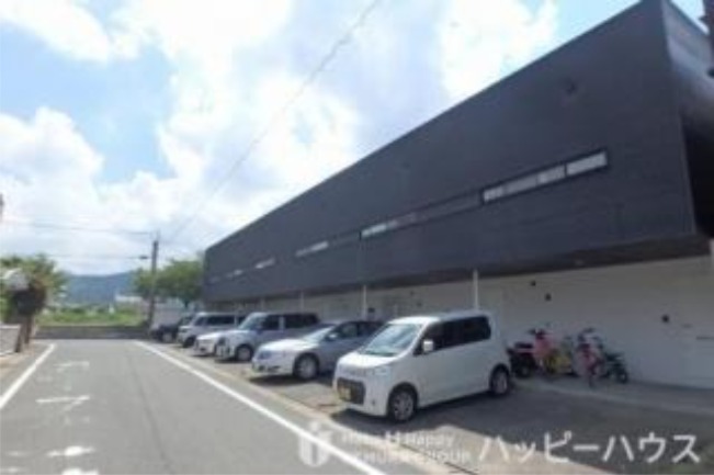 敷地内駐車場も完備です