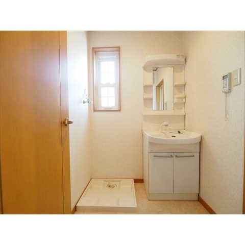 お出かけ前の身支度はこちらで