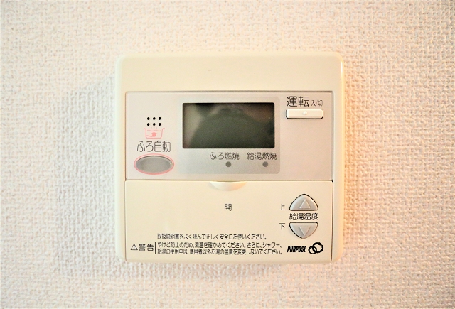 梅雨の時期でも味方の浴室乾燥機