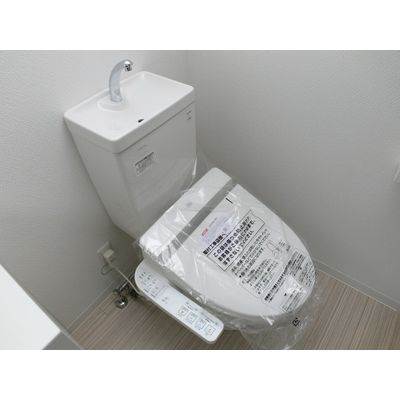 もちろんウォシュレット設置済みです