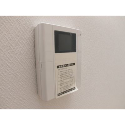 モニタ付きなので来客の確認が出来て安心です