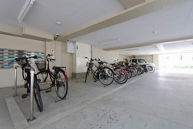 自転車はこちらで♪