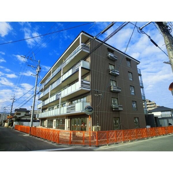 外観はカッコいいです