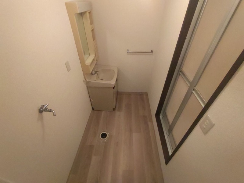 洗濯機は室内に置けます。