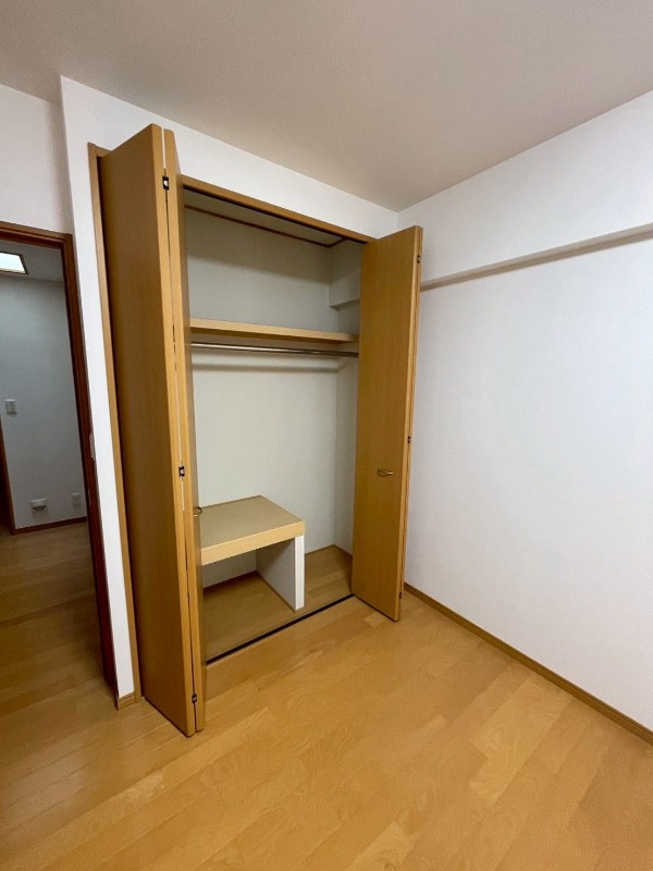 各部屋に収納があります