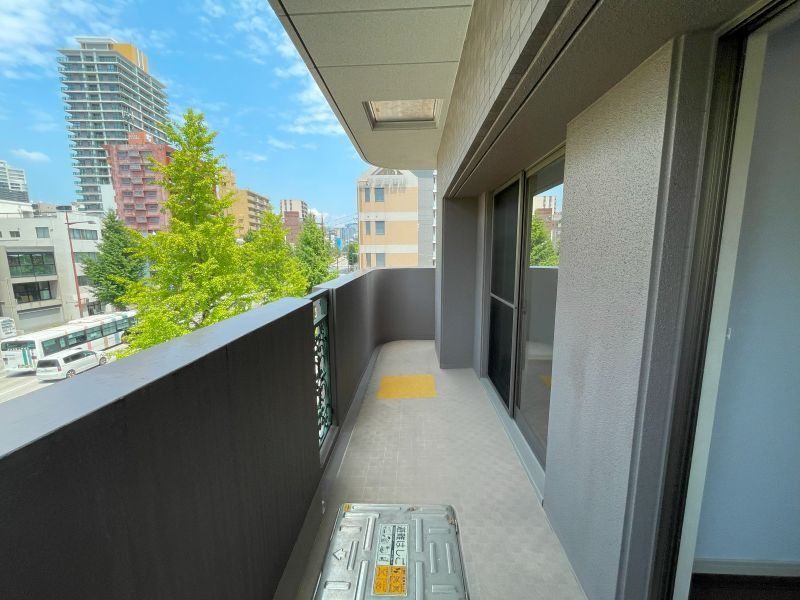 広々としたバルコニーです