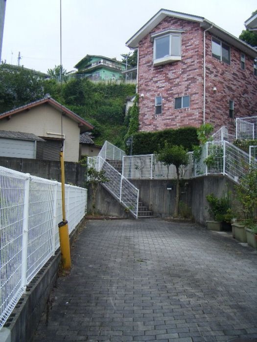 駐車場2台付きです