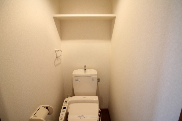 温水洗浄便座付きです