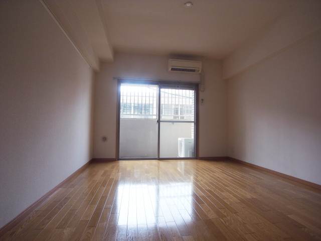 日当たり良好で明るいお部屋です