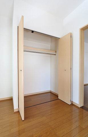 クローゼットにお洋服がしまえます
