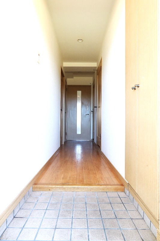 玄関からはこんな感じです