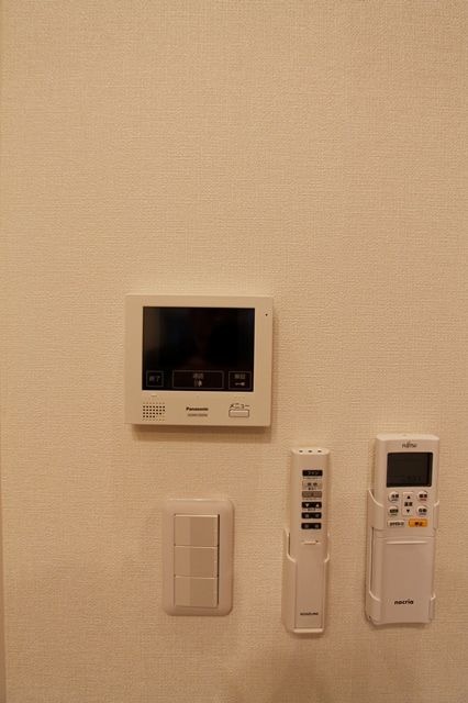 急な来客でも安心のモニターホン
