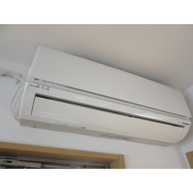 エアコン完備で年中快適に過ごせます