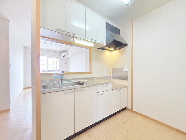 開放感のある対面キッチンです