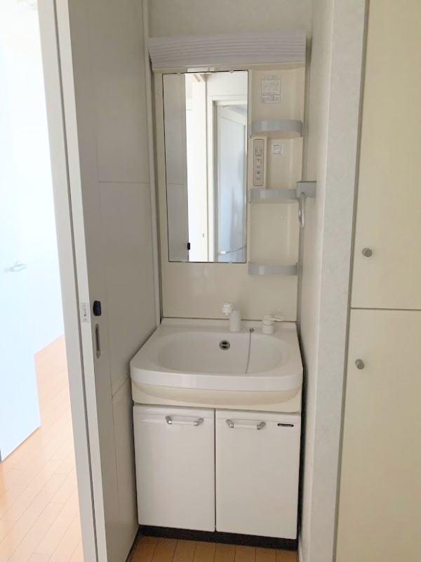 お出かけ前の身支度はこちらでバッチリです