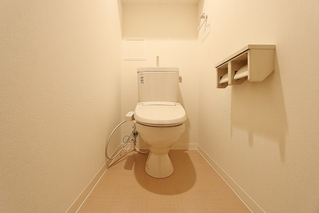 ウオシュレット付きです