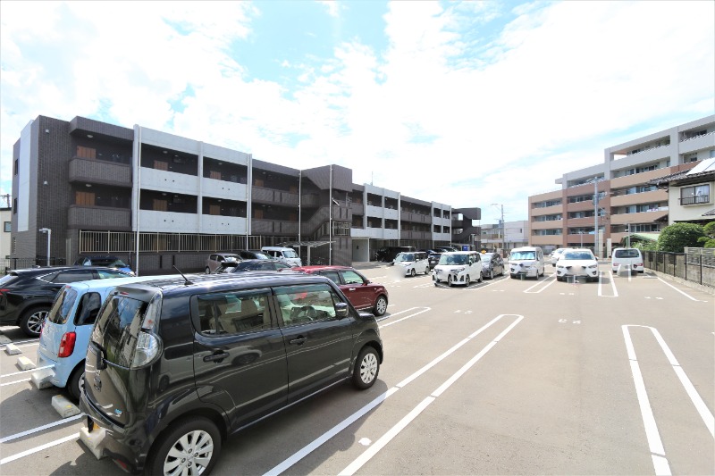 敷地内駐車場もあります