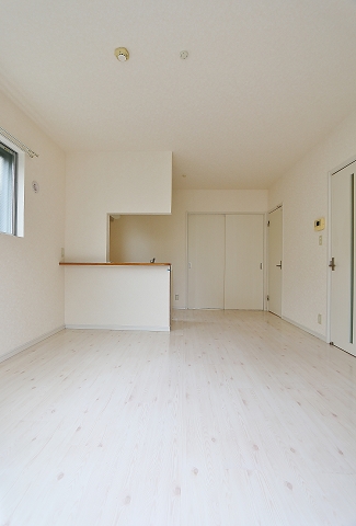 白を基調としたオシャレなお部屋です